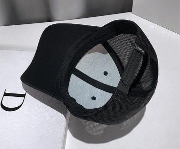 UNISEX SUMMER STYLE BASEBALL CAP with breathable mesh panels, adjustable strap, and lightweight design – perfect for outdoor sports, travel, and casual wear