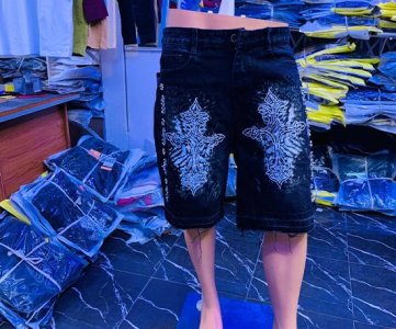 Men’s Black Distressed Denim Shorts – High-Waist Ripped Jean Design with Silver Studs, Slim Fit Streetwear, Casual Summer Style