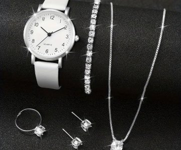 Quartz minimalist wristwatch with white leather band, unisex design, lightweight, elegant, modern style, perfect for casual or formal wear