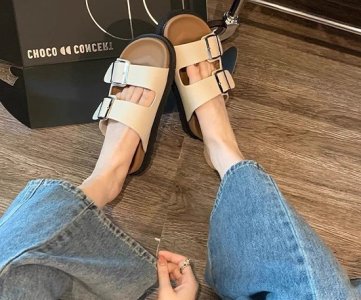 Cloud Comfort Slippers for Men & Women – Ultra Soft, Non-Slip, Lightweight Indoor/Outdoor Slides with Massage Sole & Arch Support