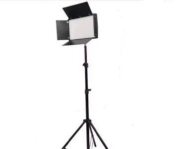 Professional Studio Light with Tripod Stand – Adjustable Barn Doors, Continuous LED Lighting for Photography, Videography & Content Creation