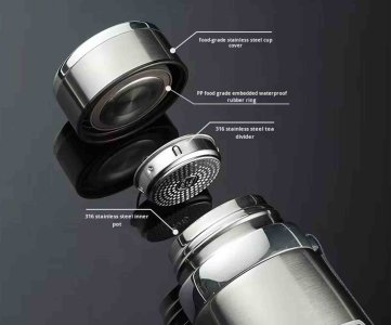 Stainless Steel Vacuum Flask – 600 ml Insulated Travel Mug with Filter & Cup Lid, Leak-Proof, Double-Wall Thermos (Silver)