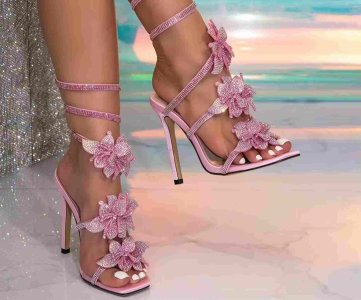Butterfly Embellished High-Heeled Sandals for Women – Multi-Strap Design, Stiletto Heel, Open Toe, Zipper Closure, Elegant Footwear for Events & Styling