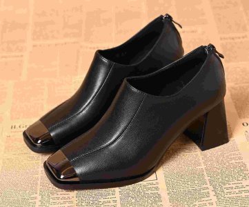 Women’s Brown Block Heel Shoes – Elegant Square Toe Leather Pumps with Zipper Back, Comfortable Mid Heels for Office, Party, Casual & Formal Wear