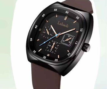 Labaoli Men’s Chronograph Wristwatch – Sleek Square Case, Multi-Dial Quartz Movement, Black Strap & Gold Accents for Business, Casual & Fashion Styling