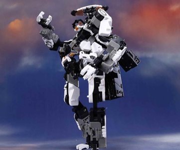 Articulated Combat Robot Action Figure – Interlocking Mecha Toy with Dynamic Poseability, Collector-Grade Build for Display, Play & Model Kit Enthusiasts