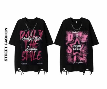 V-Core Distressed Tee – Oversized Black T-Shirt with Red “V” Graphic, Ripped Hem & Chain Styling for Streetwear, Boutique Drops or Editorial Shoots