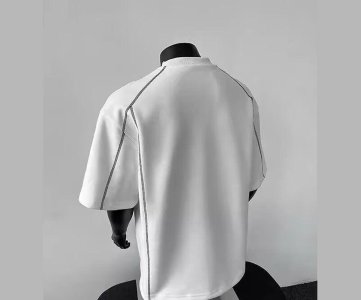 Short-Sleeved Shirt – Basic Crewneck with Decorative Stitching & Star Details for Everyday Casual Wear or Retail Display